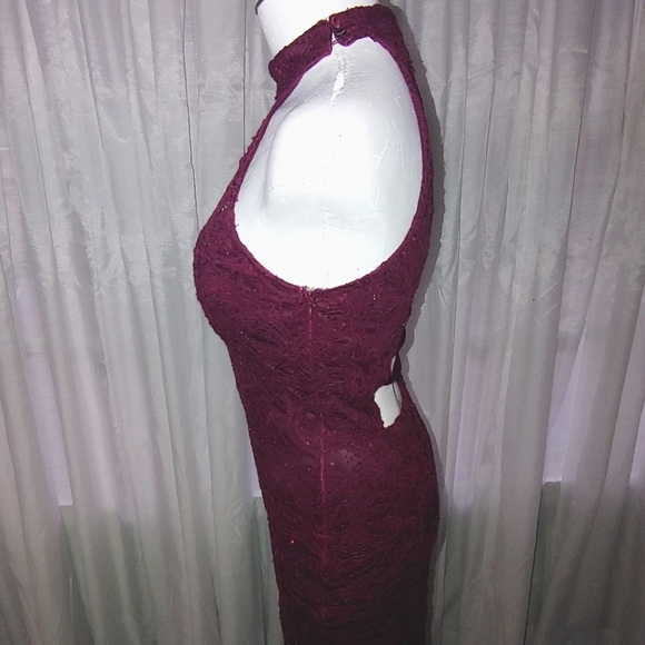 Xtraordinary evening dress. Size 9. Fully lined. Padded breast. - Picture 2 of 4